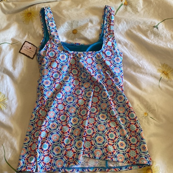 Swimsuit with colorful pattern - Picture 4 of 5